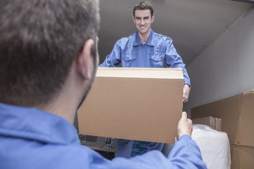 Planning a home move with organized checklist